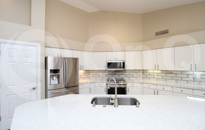 9422 E JEROME AVE