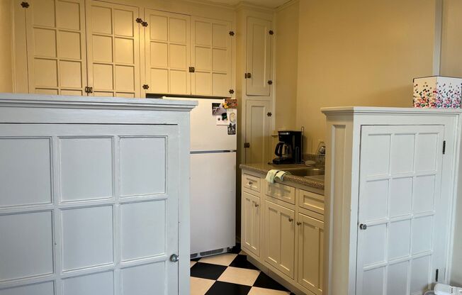 1 bed, 1 bath, 800 sqft, $1,385, Unit Apt. 3G