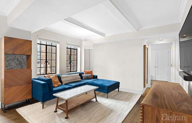 2 beds, 2 baths, $6,500, Unit 1515