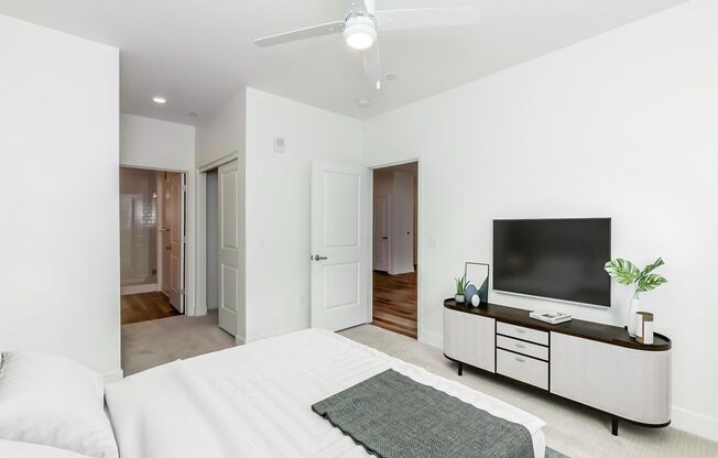 2 beds, 2 baths, 1,029 sqft, $2,593, Unit 418