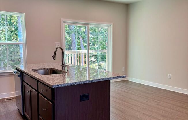 Brand New!! 3 Bedroom Townhouse w/garage located in Poquoson