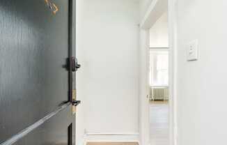 2215 N 51 ST