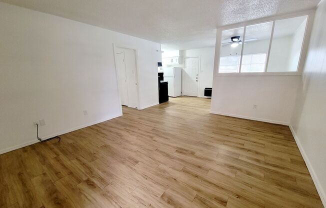 1 bed, 1 bath, 750 sqft, $650, Unit 2