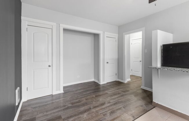 Studio, 1 bath, 282 sqft, $1,550, Unit 315