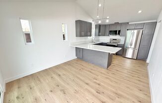 Stylishly Remodeled 2BD/1.5BA with Private Yard & In-Unit Laundry