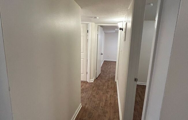 1 bed, 1.5 baths, 1,200 sqft, $1,100, Unit 2009-27