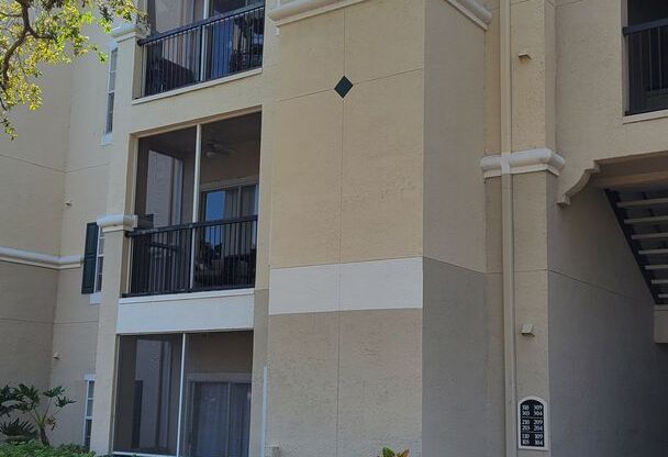 Annual UNFURNISHED Renovated 2/2 condo on the 2nd floor in gated Serenade on Palmer Ranch