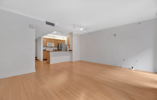 616 E Street NW Unit 301