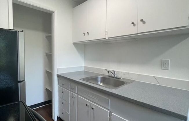 Iron Ridge Apartments