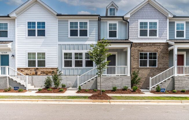 Cozy Townhome with 2 car garage!