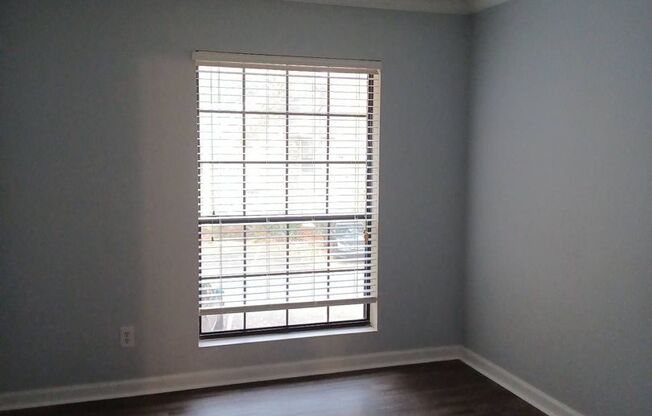 2 beds, 2 baths, $1,950