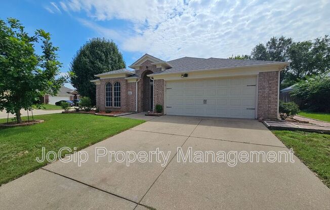 1128 MARSHALL DR