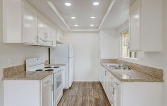 1 bed, 1 bath, 680 sqft, $1,895, Unit 10-B