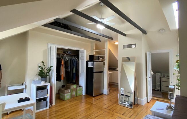 32 Irving St Apt 2B
