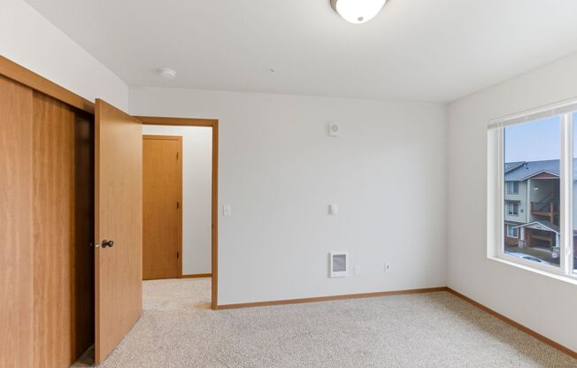 2 beds, 2 baths, 952 sqft, $1,595, Unit 1913-201
