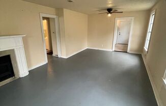 2 beds, 1 bath, $800