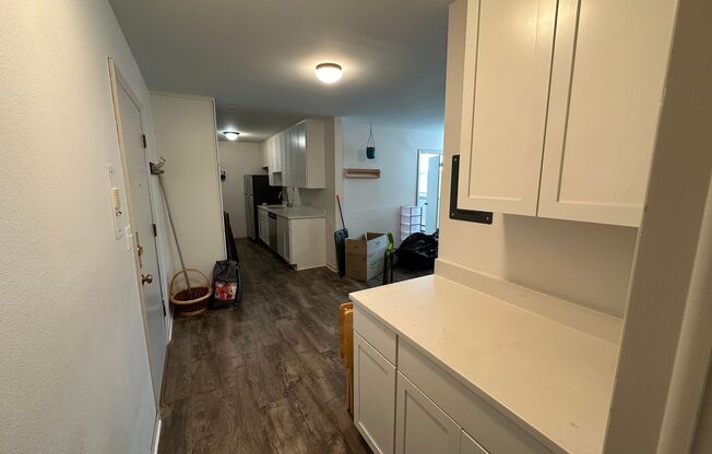 1320 E Capitol Drive