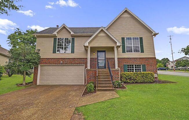 Fabulous Bradford Hills 3BR Home