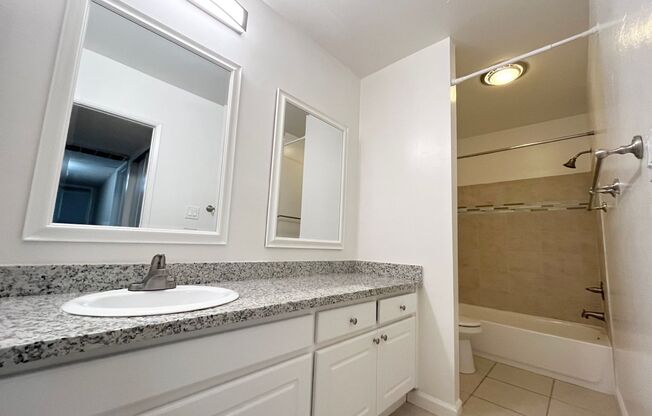 2 beds, 1 bath, $1,895, Unit 36