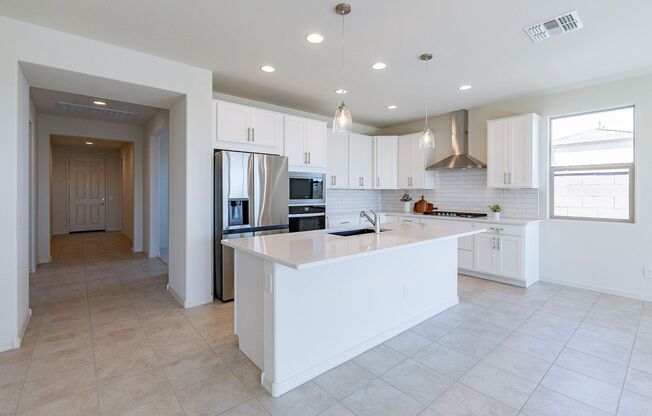 Luxury Living in McClellan Ranch: 4-Bedroom Pulte Home with Den and Mountain Views