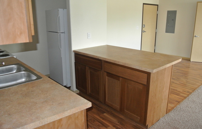 4 beds, 3 baths, 1,445 sqft, $1,680, Unit 202