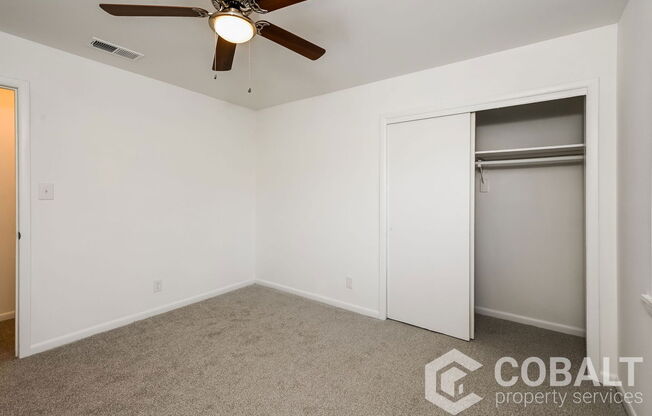 2 beds, 1.5 baths, 1,100 sqft, $1,299, Unit E25