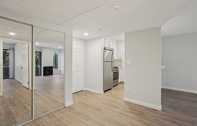 1 bed, 1 bath, 700 sqft, $1,798, Unit 108