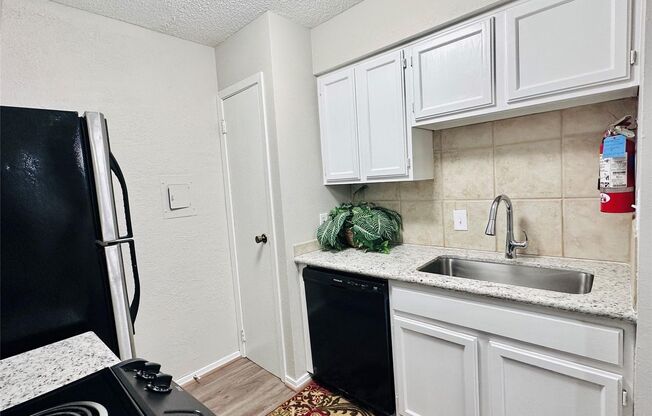 1 bed, 1 bath, $1,150, Unit unit #247