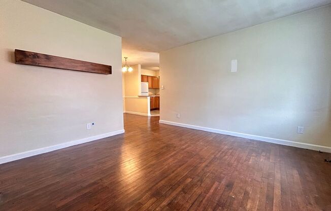 3549 Seay Ave - Gold