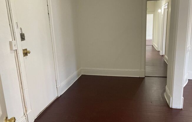 3 beds, 1 bath, 1,225 sqft, $2,199, Unit 1301-43