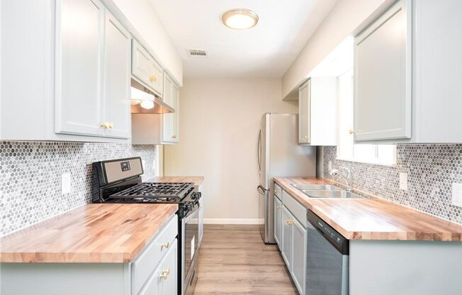 2524 Glen Springs Way