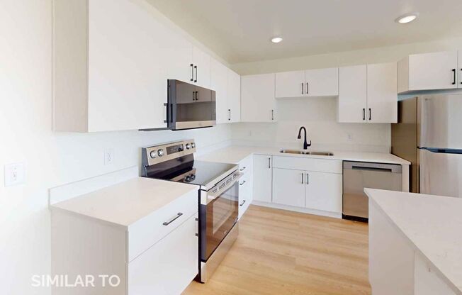 2 beds, 2 baths, 850 sqft, $1,650, Unit 6400-203