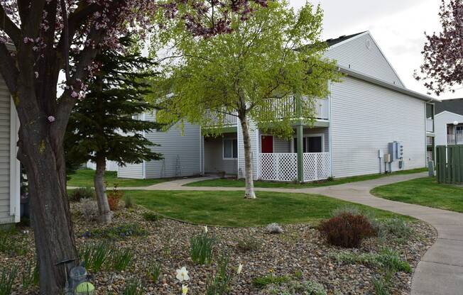 1 bed, 1 bath, 672 sqft, $995, Unit BW0421