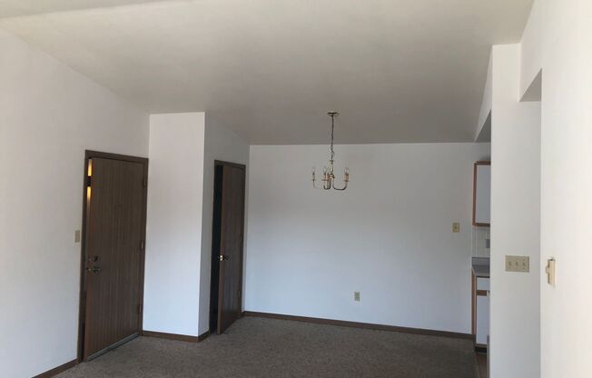 2 beds, 1 bath, 950 sqft, $1,140, Unit 9026/209