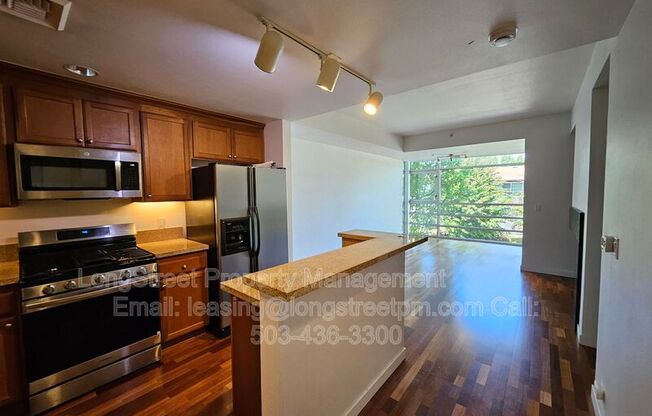910 SE 42 AVE