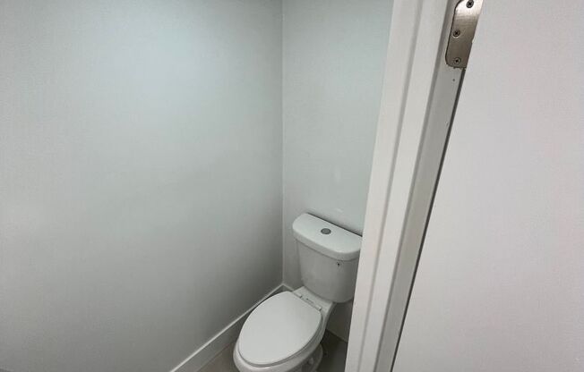 2 beds, 1.5 baths, 1,050 sqft, $1,349, Unit #50