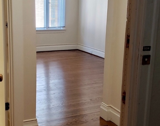 Studio, 1 bath, $2,125, Unit 504