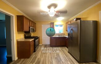 3 Bedroom 1 Bath Home near Downtown Riverside Available Now