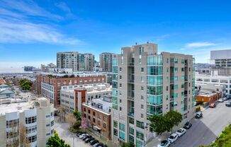 EPIC REA - Modern-Style 1 BR/1 BA Condo in the Heart of South Beach
