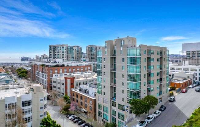 EPIC REA - Modern-Style 1 BR/1 BA Condo in the Heart of South Beach