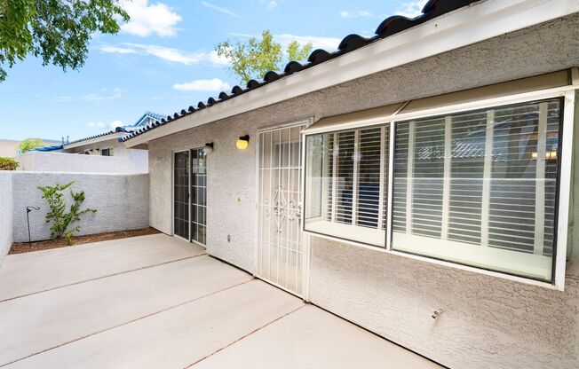 Single Story  2 bedroom and 2 bathroom Condo  with a Private Patio/Porch