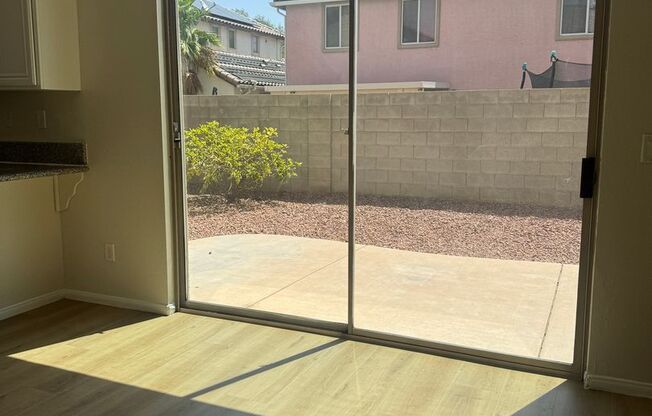 3 bedroom + Den! Ready for immediate move in. -