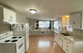 1 bed, 1 bath, $1,225