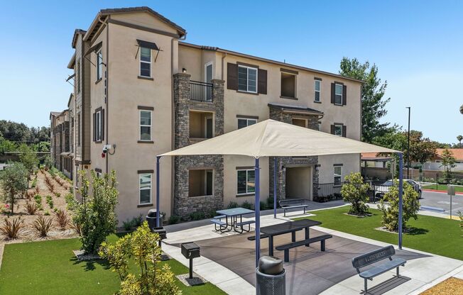 1 bed, 1 bath, $2,335, Unit GP-A 306