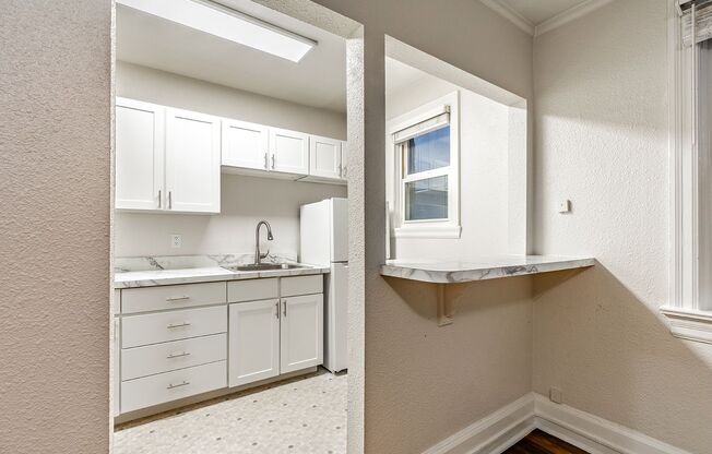 Studio, 1 bath, 399 sqft, $1,399, Unit 103
