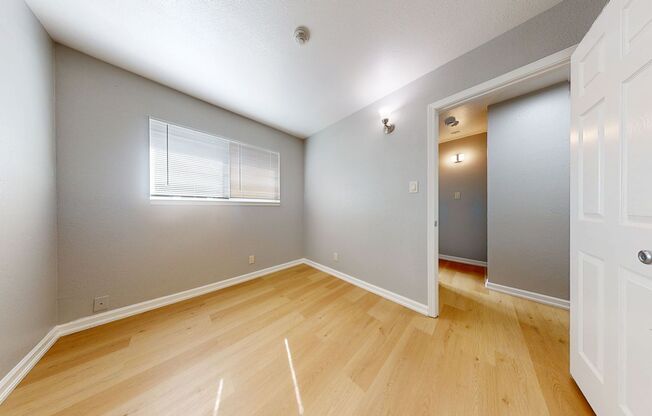 2 beds, 1 bath, 750 sqft, $2,450, Unit 620-6