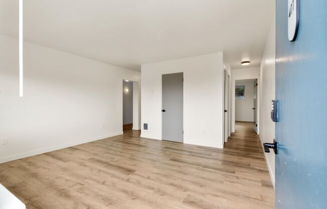 2 beds, 1 bath, 973 sqft, $2,365, Unit 411