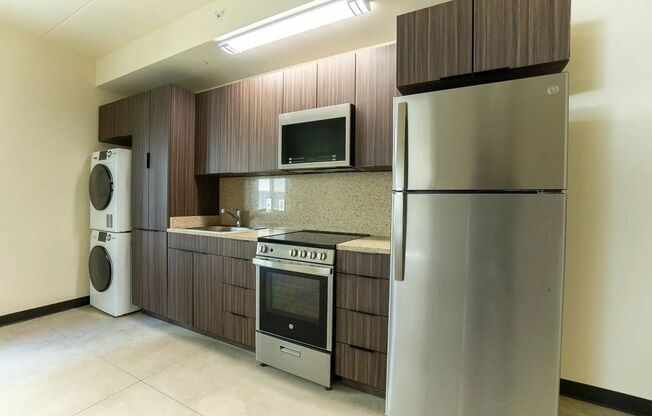 Convenient Cozy Studios & 1 Bedrooms Utilities Included