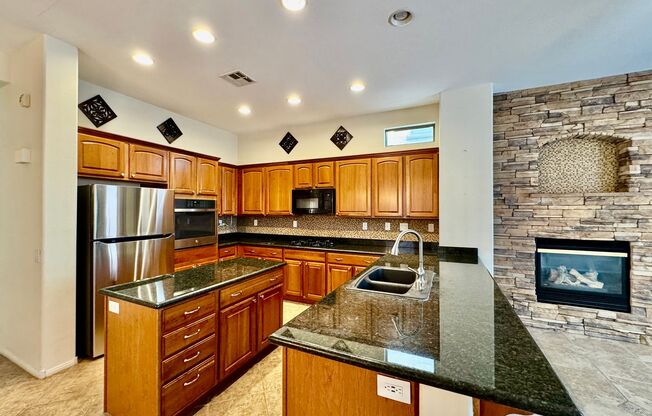 SUMMERLIN POOL HOME WITH SOLAR POWER, 4 BEDROOMS, 3 FULL BATHS!