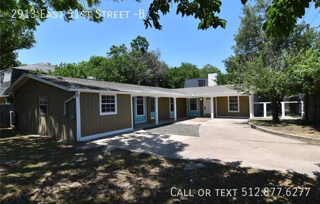2913 E 51 ST